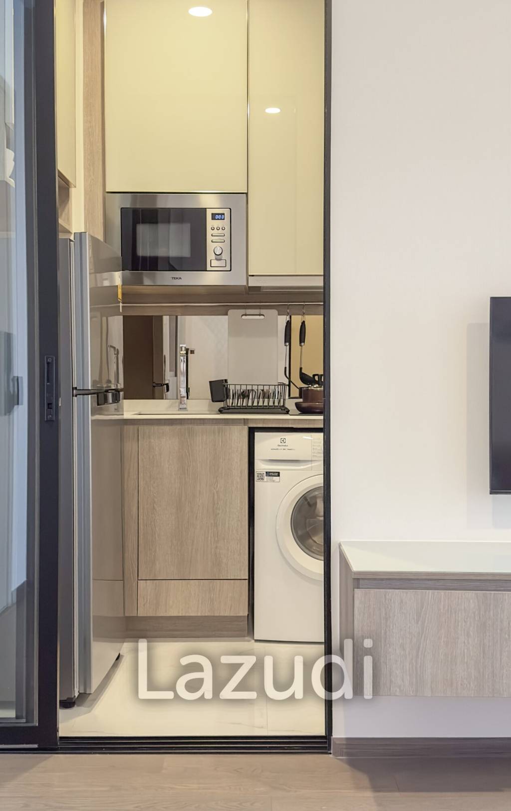 1 Bed 1 Bath 33 SQ.M Park Origin Phayathai