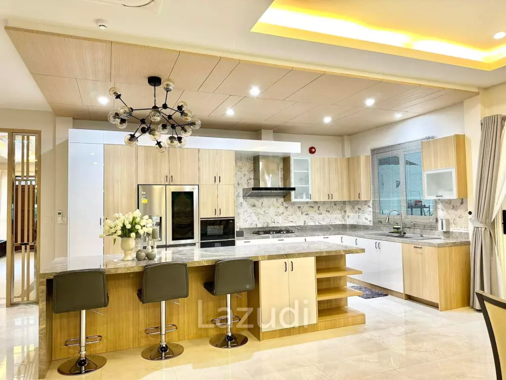 6 Beds 7 Baths 295 SQ.M Garden Ville 5