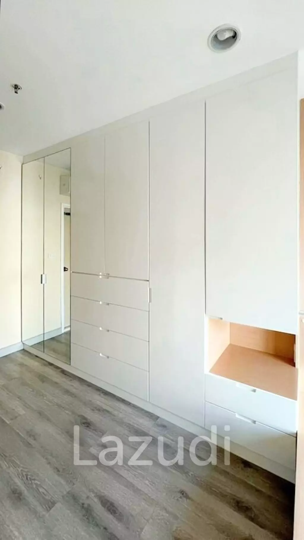 1 Bed 35 SQ.M Centric Sathorn - Saint Louis