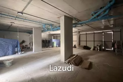 New retail spaces on Sukhumvit soi 15