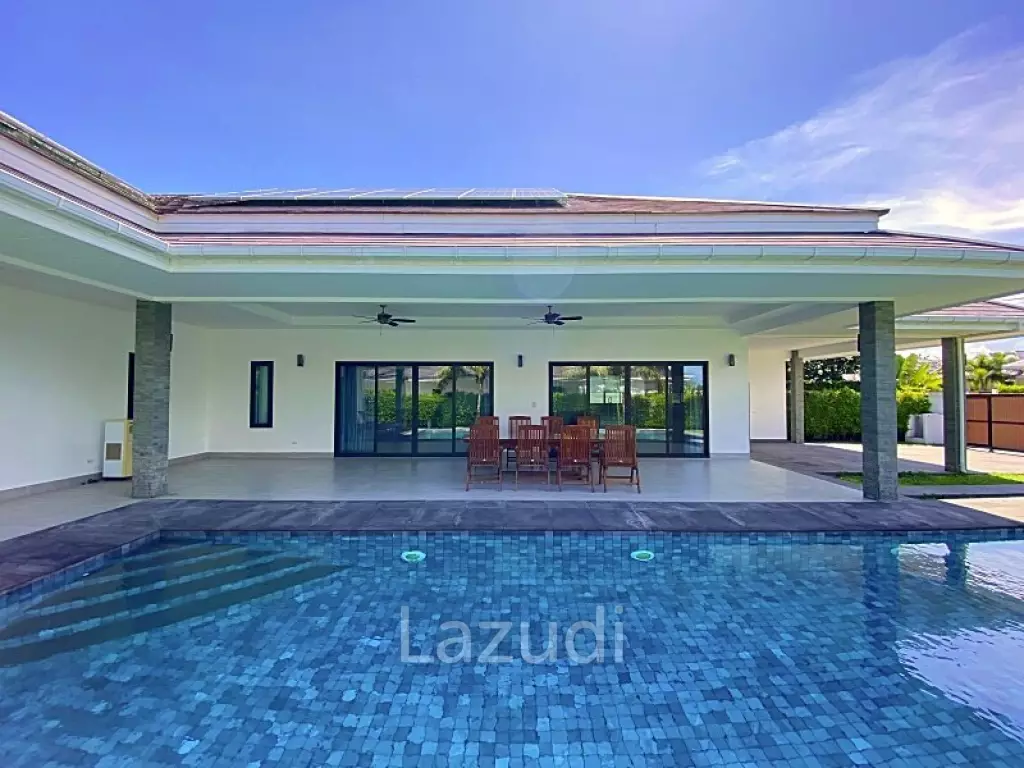 Large 3 Bed 3 Bath Pool Villa :  The Clouds