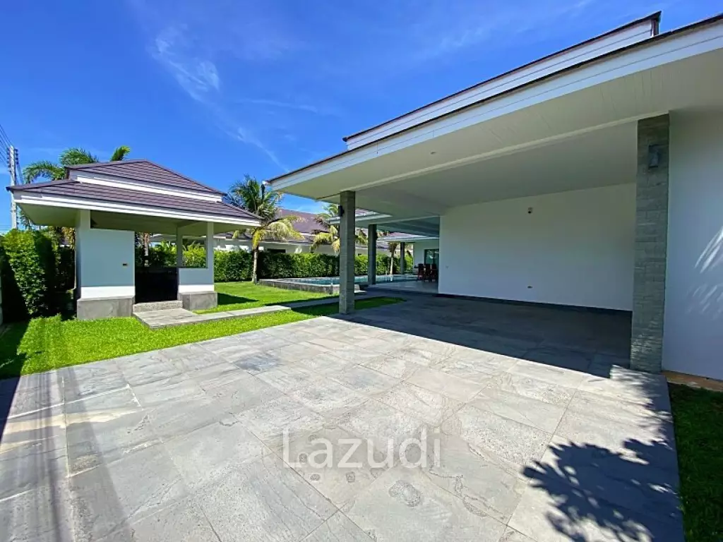 Large 3 Bed 3 Bath Pool Villa :  The Clouds