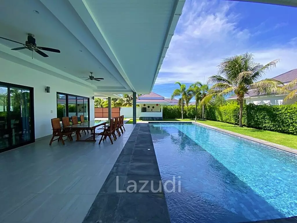 Large 3 Bed 3 Bath Pool Villa :  The Clouds