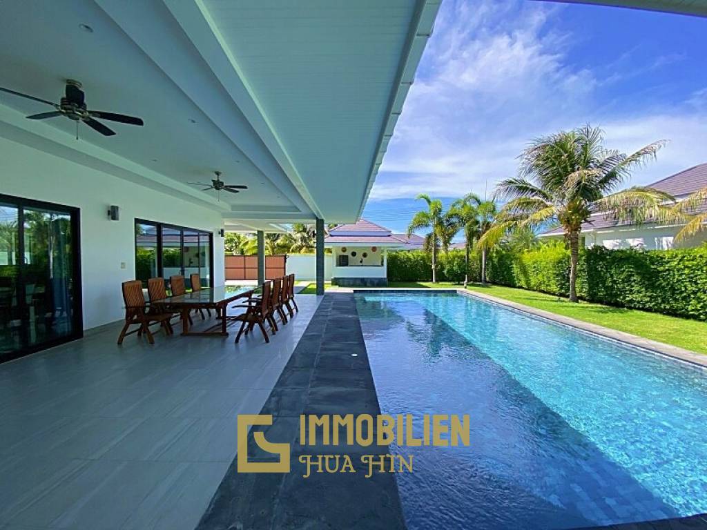 Large 3 Bed 3 Bath Pool Villa :  The Clouds