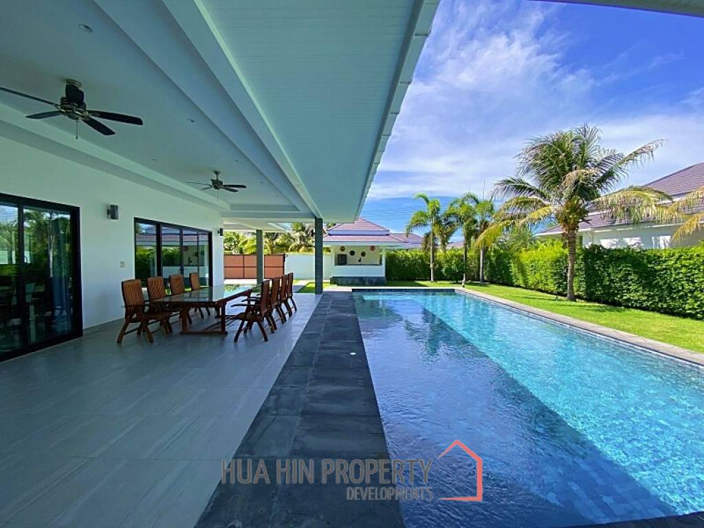 Large 3 Bed 3 Bath Pool Villa :  The Clouds
