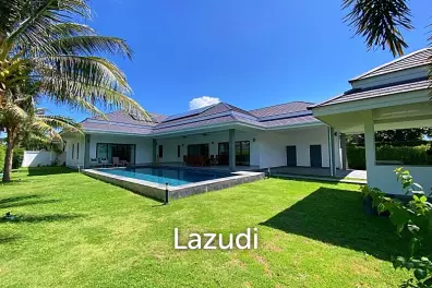 Large 3 Bed 3 Bath Pool Villa :  The Clouds