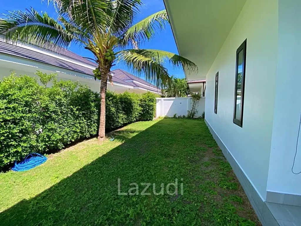 Large 3 Bed 3 Bath Pool Villa :  The Clouds