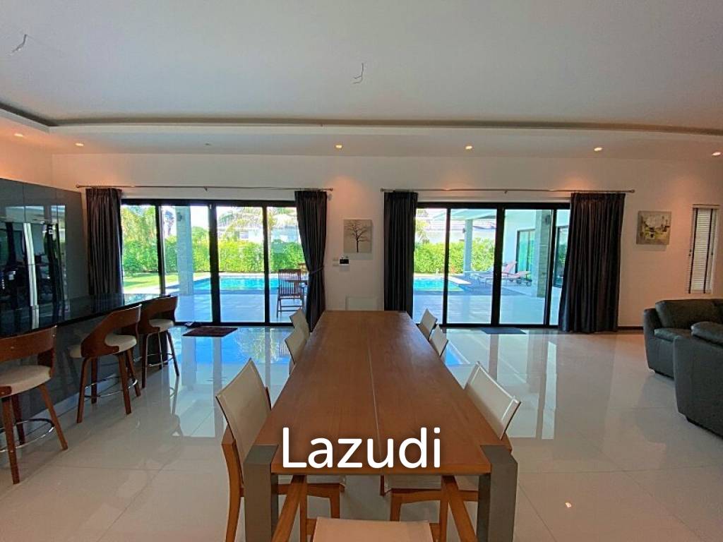 Large 3 Bed 3 Bath Pool Villa :  The Clouds