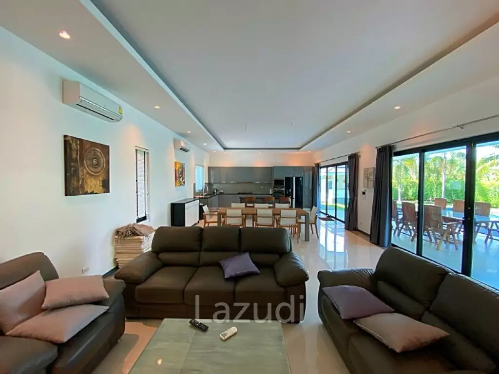 Large 3 Bed 3 Bath Pool Villa :  The Clouds