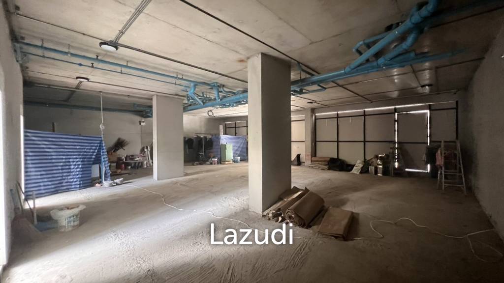 92 SQ.M New retail spaces on Sukhumvit soi 15