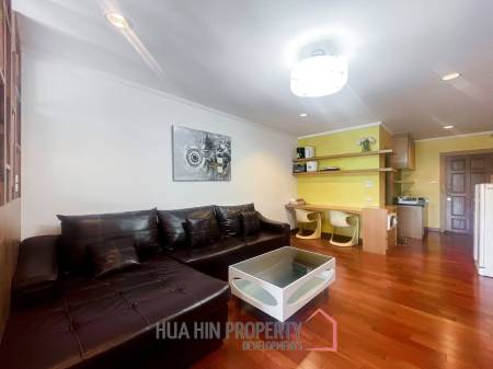 Baan Klang: 1 bed Condo With Mountain Veiws