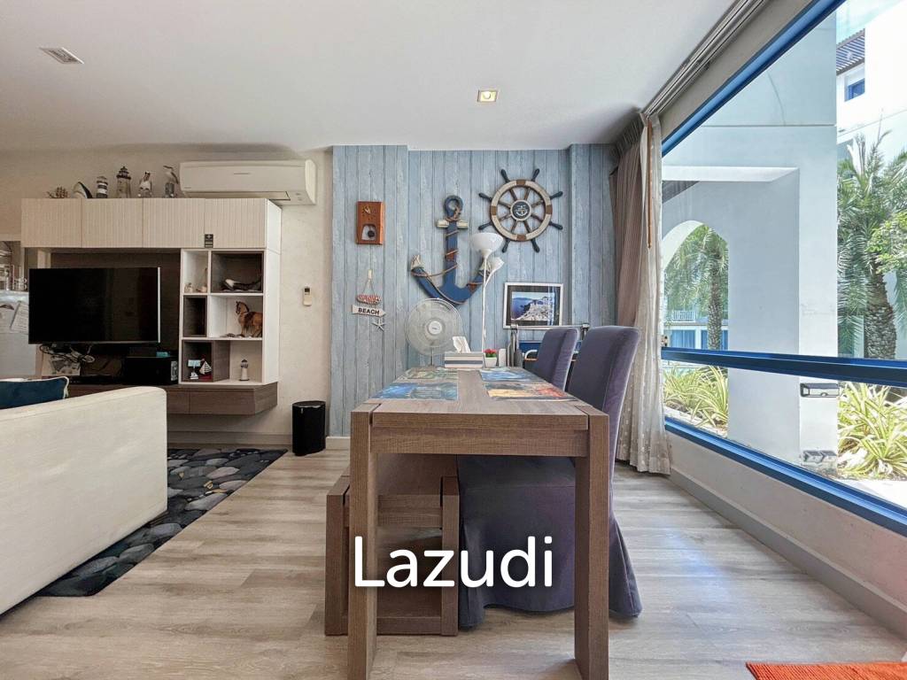 The Crest Santora : 1 Bedroom Condo Pool Access