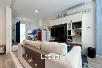 The Crest Santora : 1 Bedroom Condo Pool Access