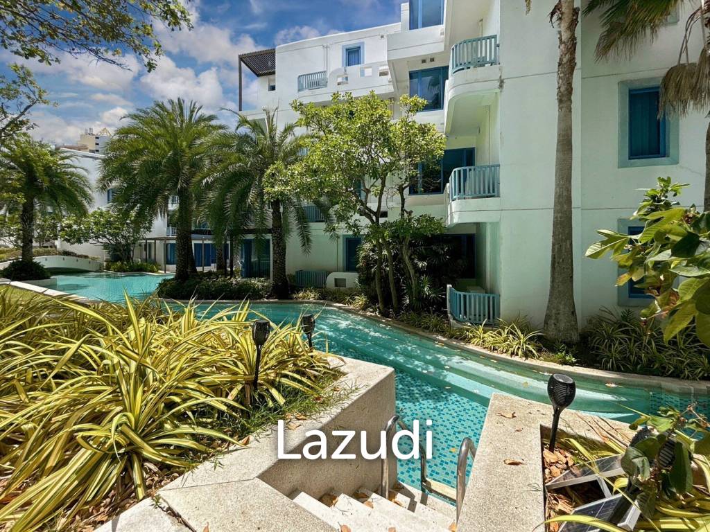 The Crest Santora : 1 Bedroom Condo Pool Access