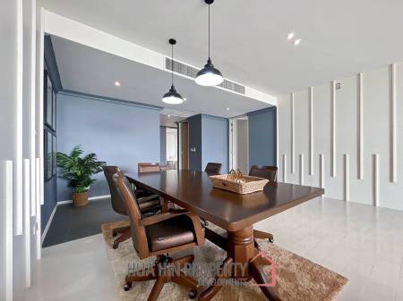 Veranda Residence : Luxury 3 Bedroom Condo