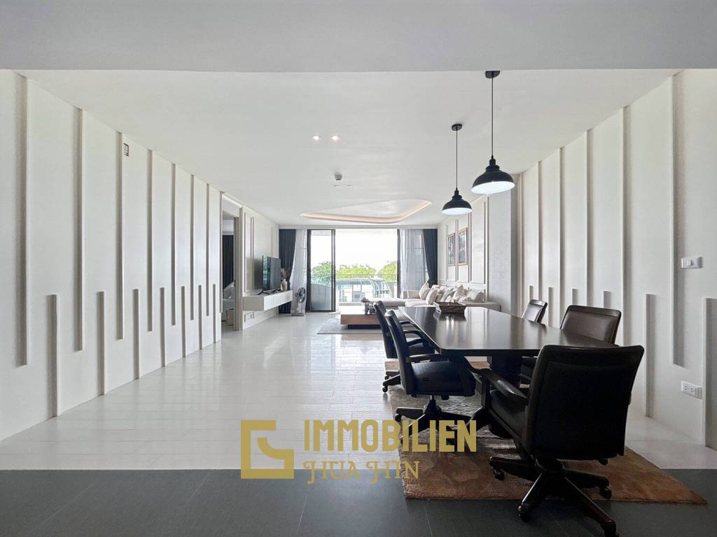 Veranda Residence : Luxury 3 Bedroom Condo