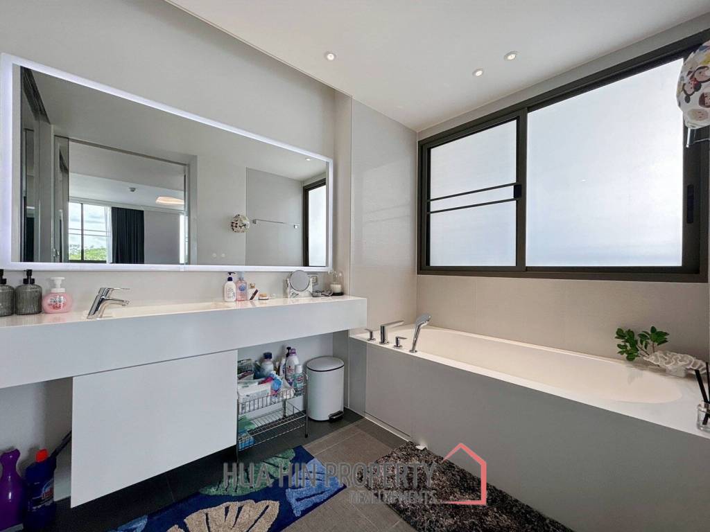 Veranda Residence : Luxury 3 Bedroom Condo
