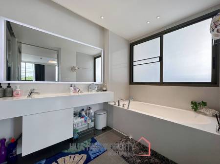 Veranda Residence : Luxury 3 Bedroom Condo