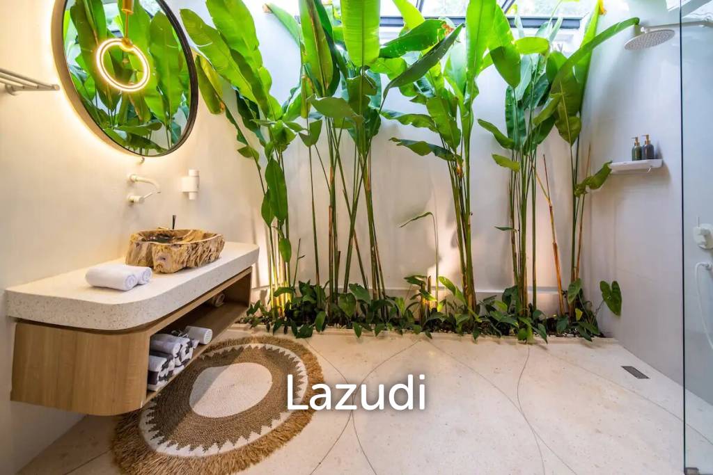 Luxurious 5-Bedroom Villa for Sale in Umalas