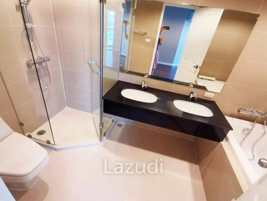 5 Bed 194 SQ.M at Belle Grand Rama 9