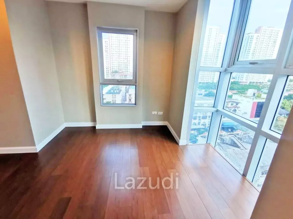 5 Bed 194 SQ.M at Belle Grand Rama 9