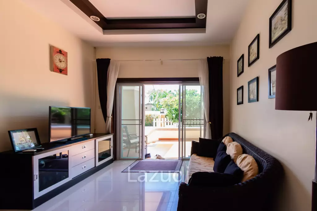 EMERALD GREEN  : 3 Bed Good Value