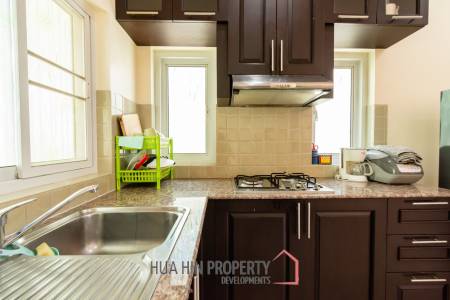 EMERALD GREEN  : 3 Bed Good Value