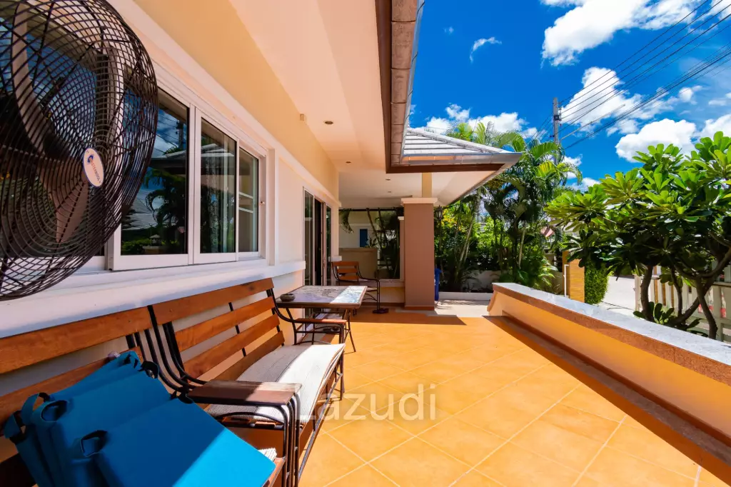 EMERALD GREEN  : 3 Bed Good Value