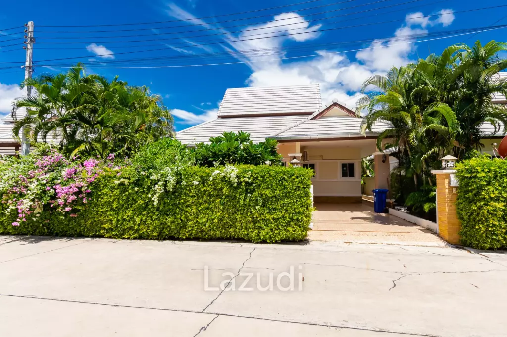 EMERALD GREEN  : 3 Bed Good Value