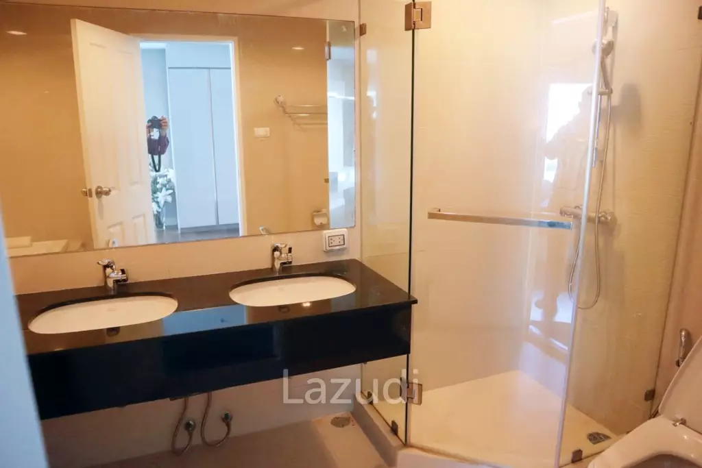 5 Bed 238 SQ.M at Belle Grand Rama 9