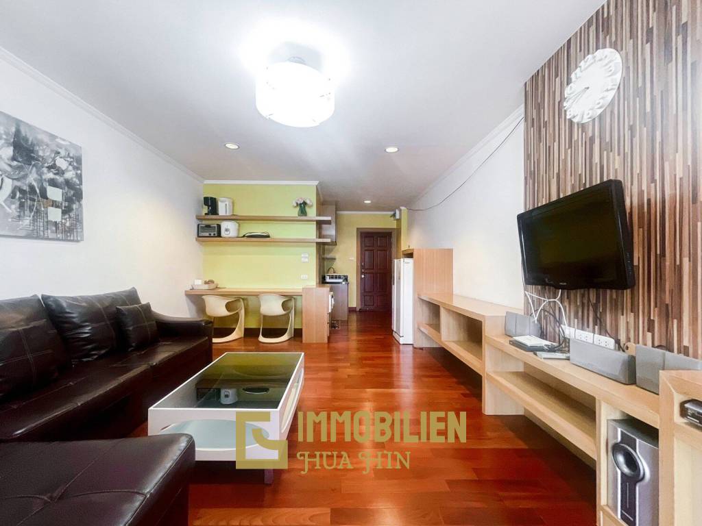 Baan Klang: Studio-Eigentumswohnung mit Bergblick