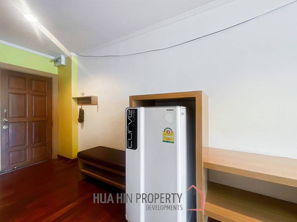 Baan Klang : 1 Bed Condo With Mountain View