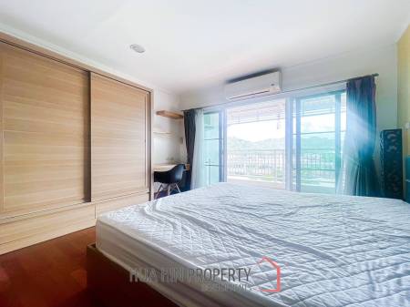 Baan Klang : 1 Bed Condo With Mountain View