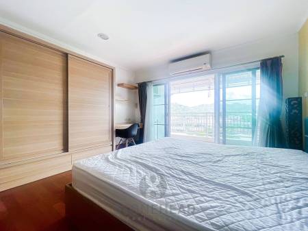 Baan Klang : 1 Bed Condo With Mountain View