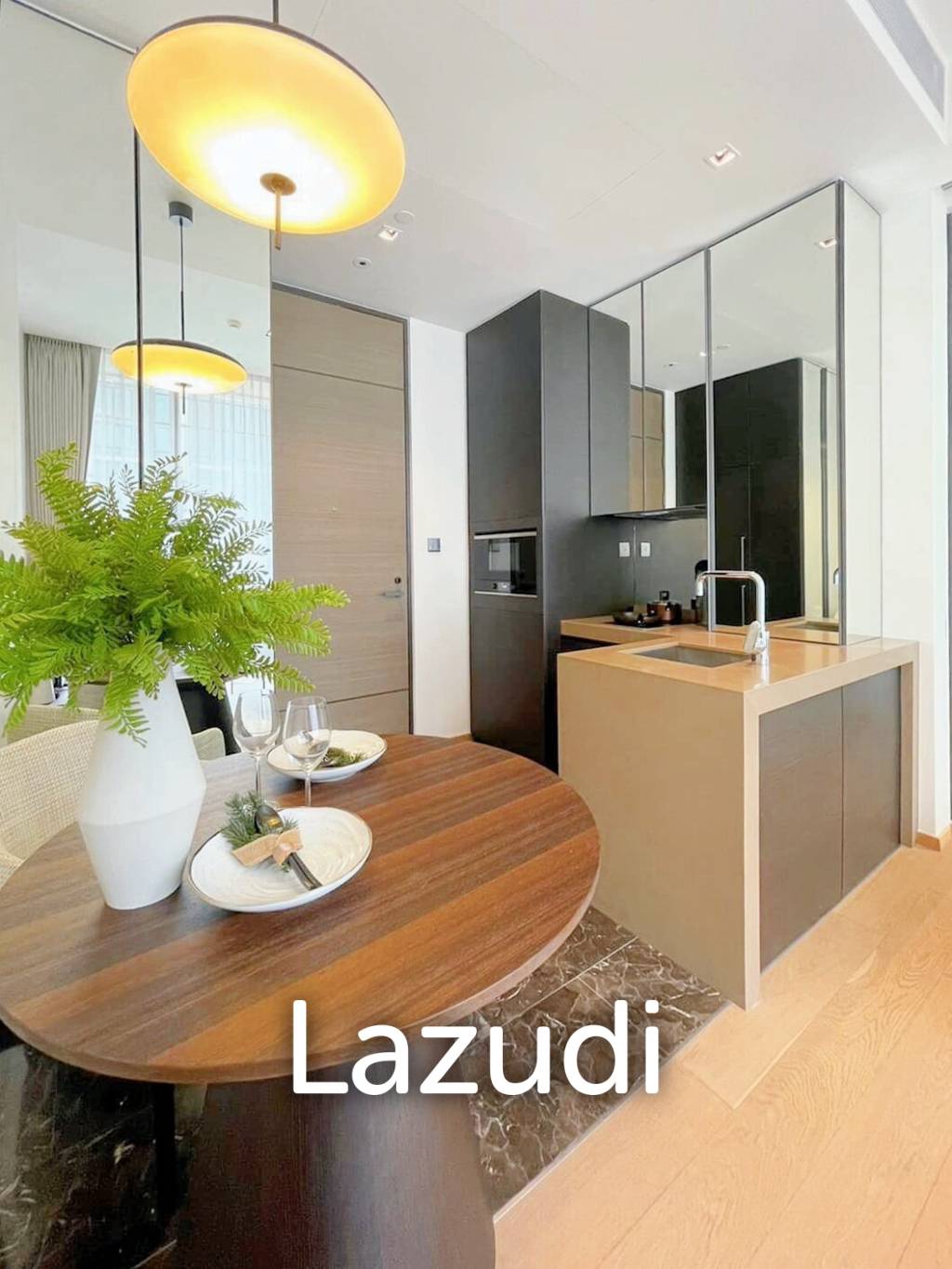 1 Bedroom 1 Bathroom 39 SQ.M 28 Chidlom