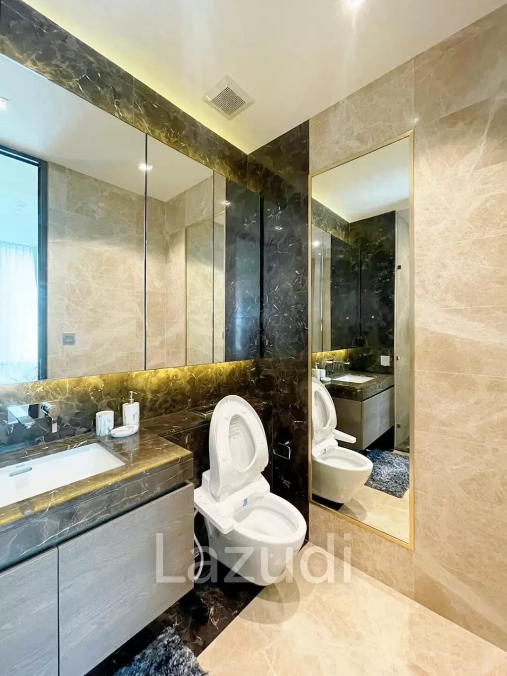 1 Bedroom 1 Bathroom 39 SQ.M 28 Chidlom