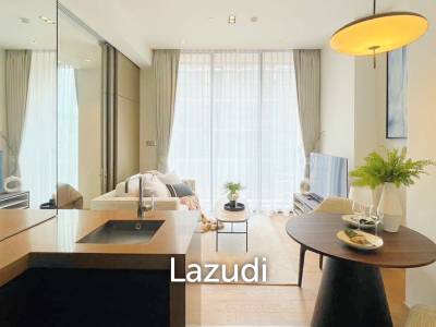 1 Bedroom 1 Bathroom 39 SQ.M 28 Chidlom