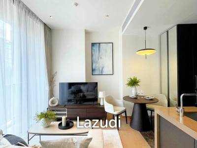 1 Bedroom 1 Bathroom 39 SQ.M 28 Chidlom