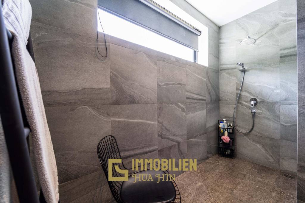 1,200 m² 4 Chambre 5 Salle de bain Villa Pour Louer