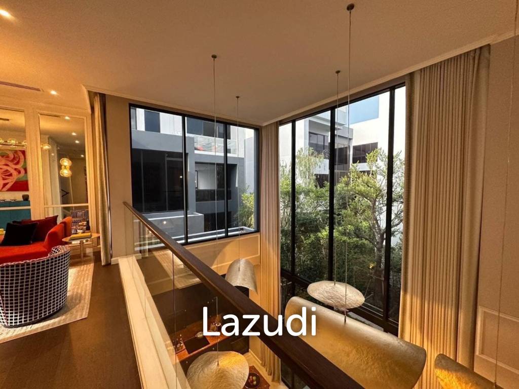 3 Bed 5 Bath 430 SQ.M BuGaan Krungthep Kreetha