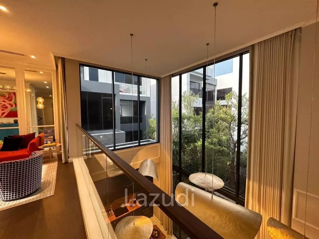 3 Bed 5 Bath 430 SQ.M BuGaan Krungthep Kreetha