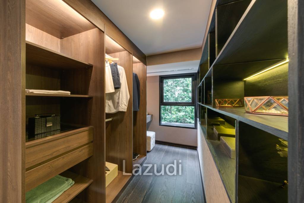 2 Bed 2 Bath 40.97 SQ.M. Park Origin Thonglor