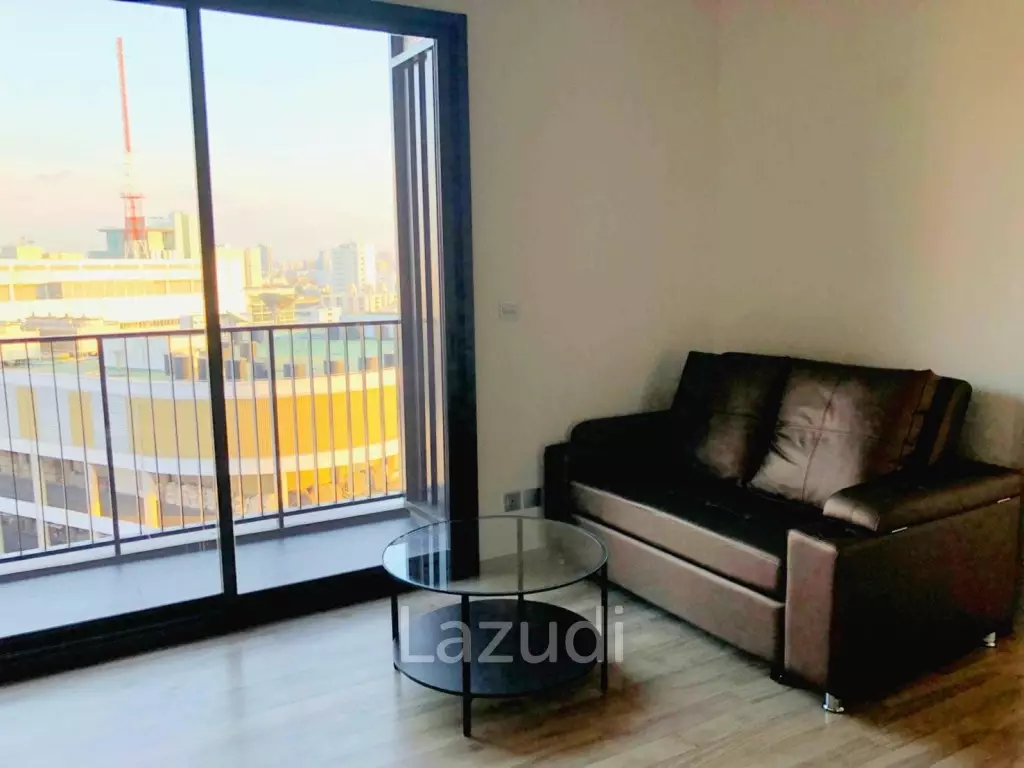 1 Bed 1 Bath 40 SQ.M THE LINE Jatujak - Mochit