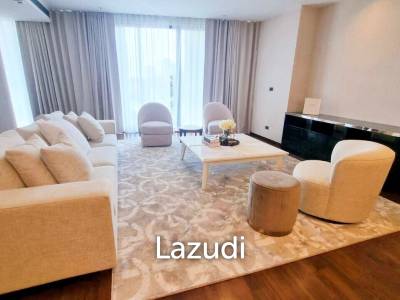3 Bed 3 Bath 180.80 SQ.M La Citta Delre Thonglor 16