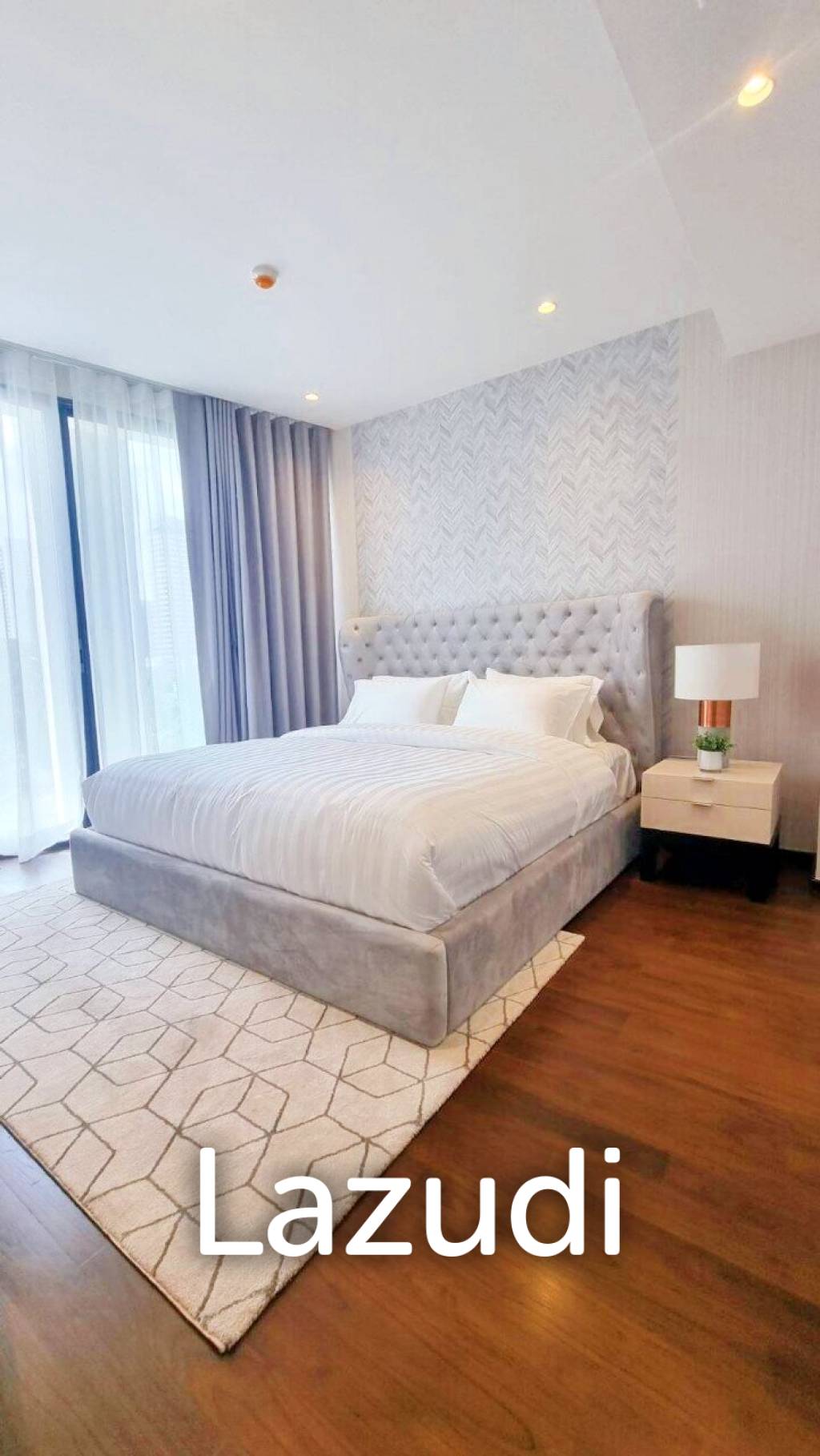 3 Bed 180.80 SQ.M La Citta Delre Thonglor 16