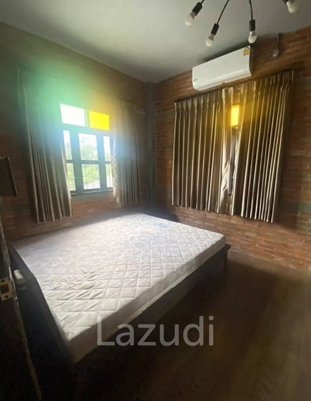 House for sale in vintage LOFT style at Pa Daet