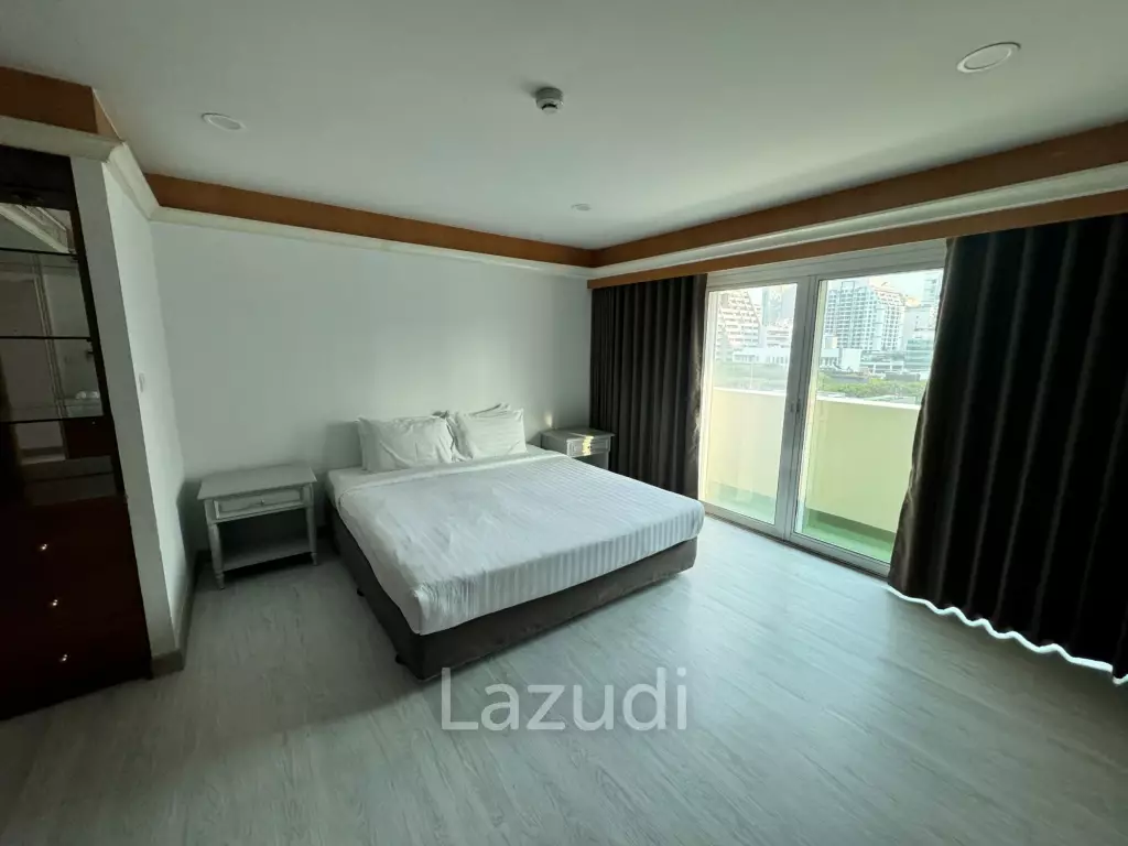 2 Bed 2 Bath 200 SQ.M Chaidee Mansion