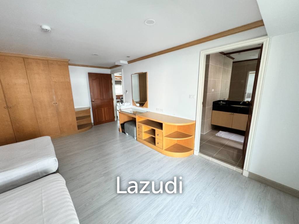 2 Bed 2 Bath 200 SQ.M Chaidee Mansion