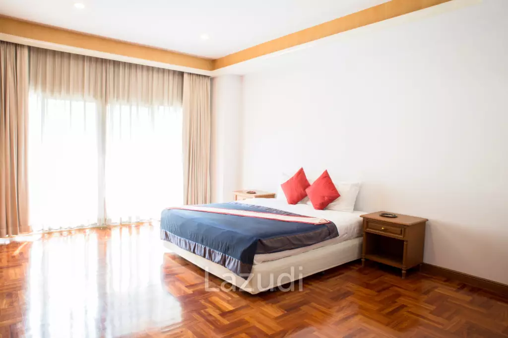 3 Bed 3 Bath 300 SQ.M Chaidee Mansion