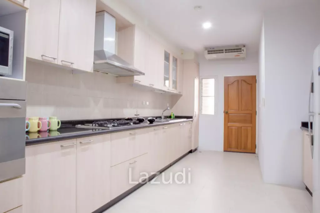 3 Bed 3 Bath 300 SQ.M Chaidee Mansion